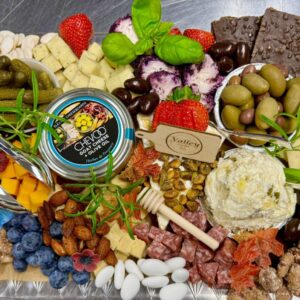 The Biggie (17"x11") (serves up to 20 people)